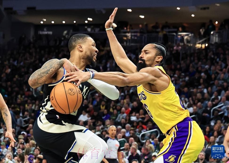 常规赛1月10日：雄鹿VS湖人 集锦